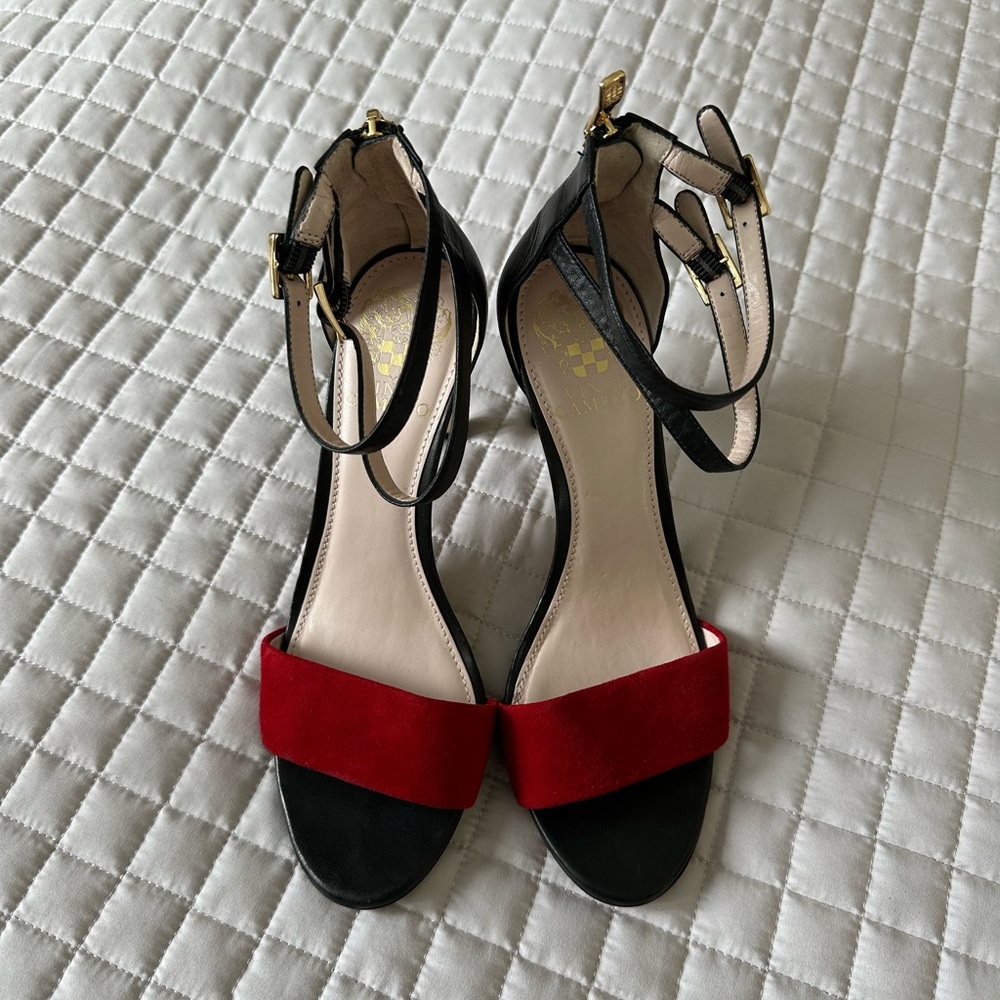Vince Camuto Elegant Red and Black Women's Sandals